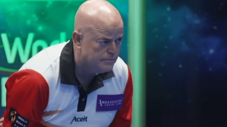 Palestinei bowler Itai Rigbi at the World Indoor Bowls Championships