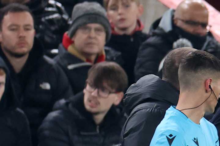 Curtis Jones en traitement