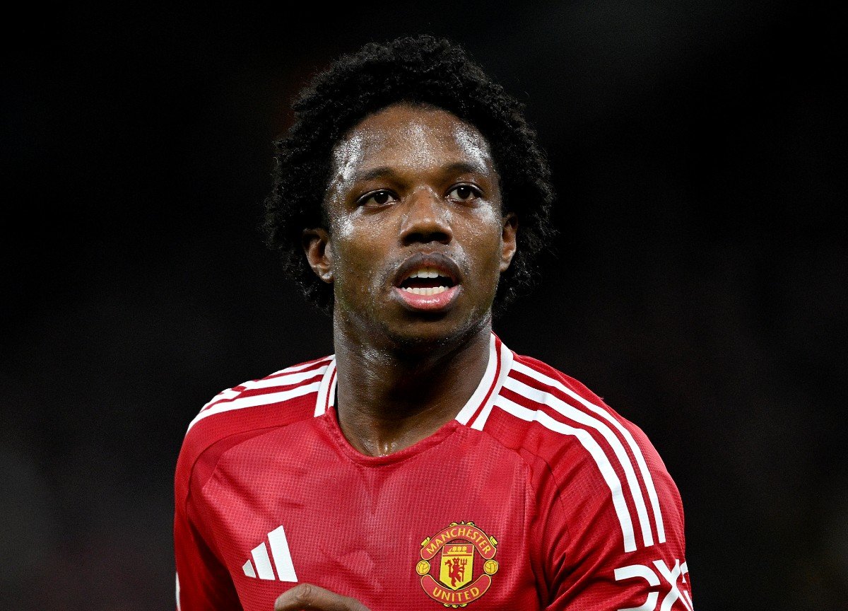 Tyrell Malacia en action pour Man United