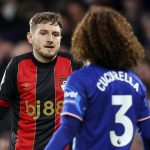 Howard Webb explique pourquoi David Brooks n-a pas été expulsé