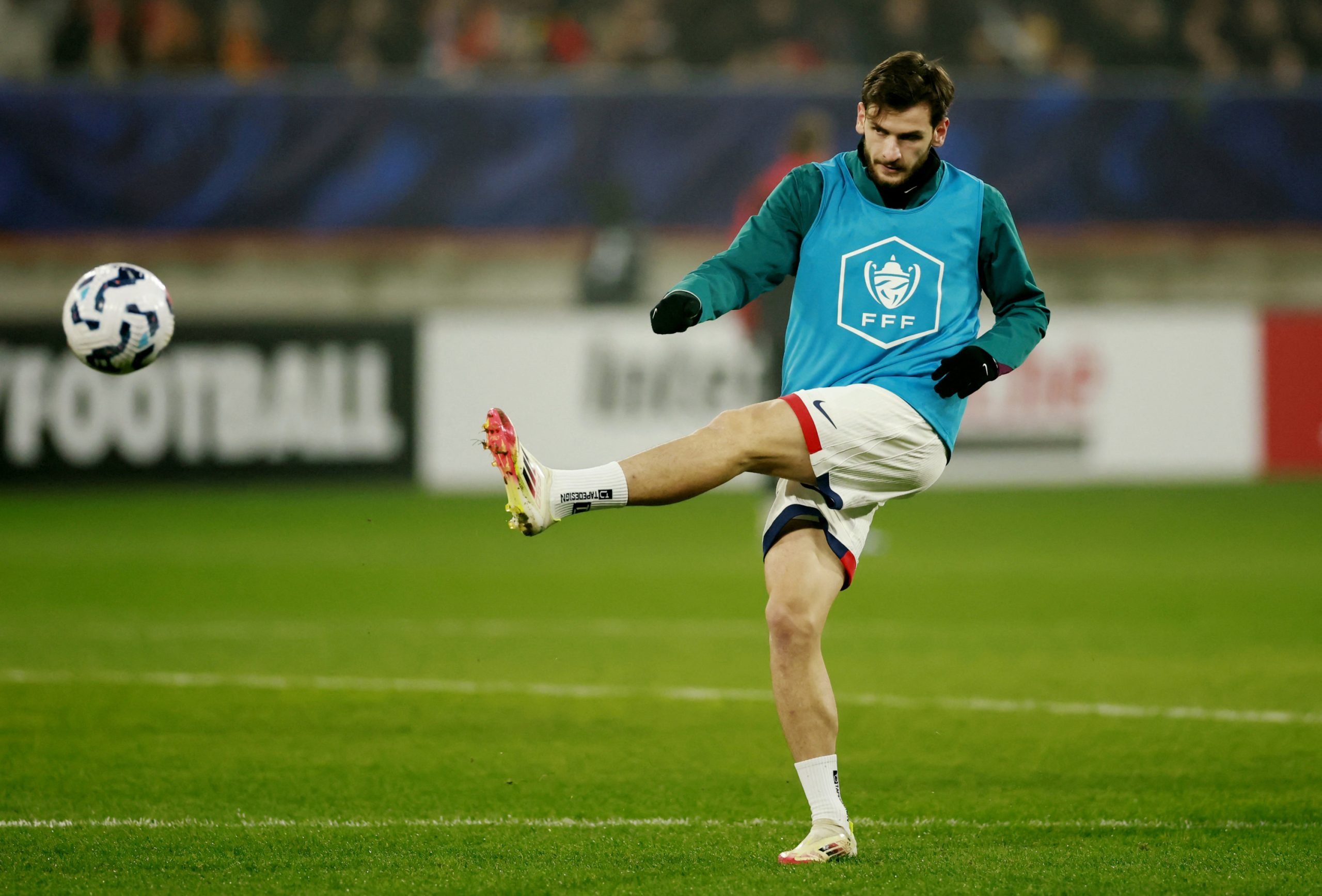 Kvaratskhelia rejoint le PSG - Le Napoli s-explique sur son départ