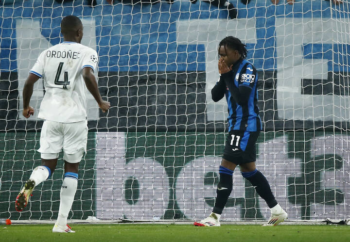 L-entraîneur de l-Atalanta critique Lookman après un penalty manqué
