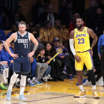 LeBron James reste avec les Lakers après le transfert de Doncic