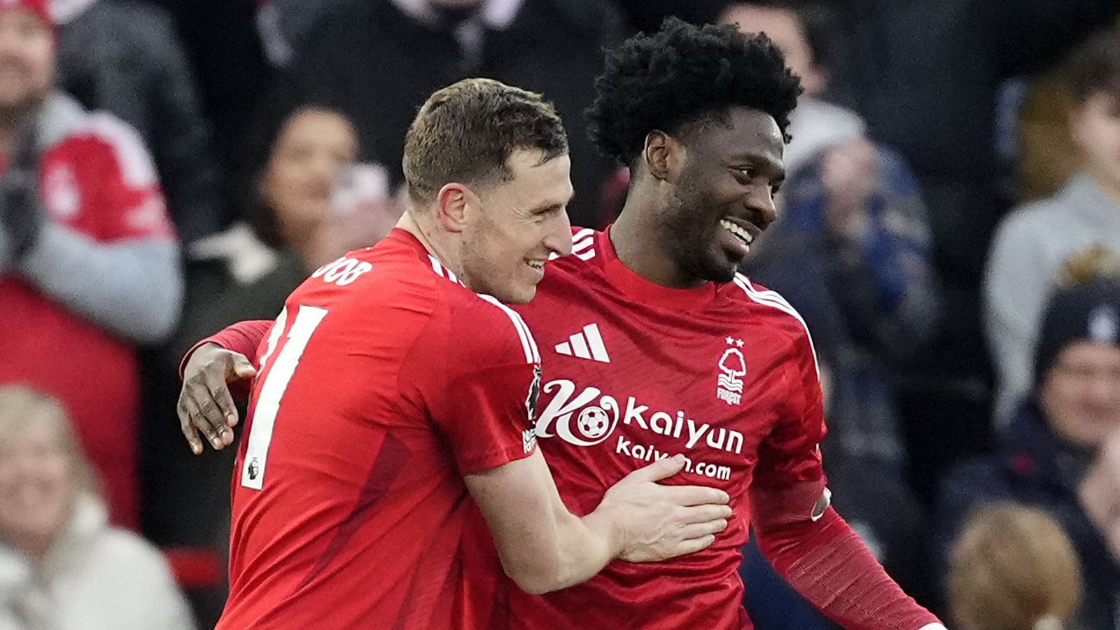 Nottingham Forest s-impose 3-2 contre Southampton en Premier League