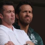 Ryan Reynolds critiqué pour le report de Wrexham vs Leyton Orient