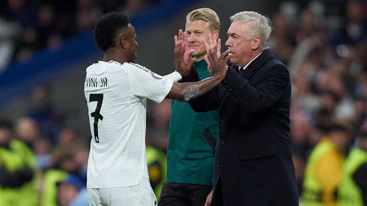 Vinicius Junior ne préoccupe pas Carlo Ancelotti avec son indécision sur son avenir Vinicius Junior ne préoccupe pas Carlo Ancelotti avec son indécision sur son avenir