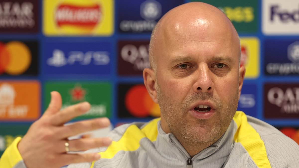 Arne Slot inquiet avant le choc Liverpool-PSG