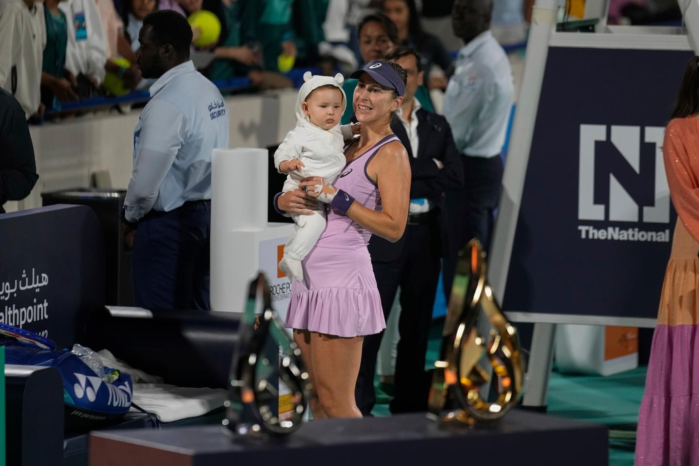 Congé Maternité pour Joueuses de Tennis- Une Révolution en Cours