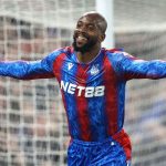 Ismaila Sarr rend hommage à Mateta avec une célébration inspirée