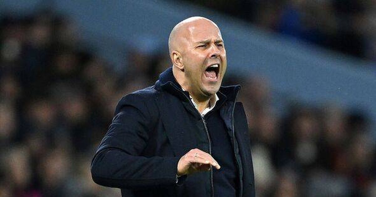 John Heitinga prend les rênes de Liverpool face à Newcastle