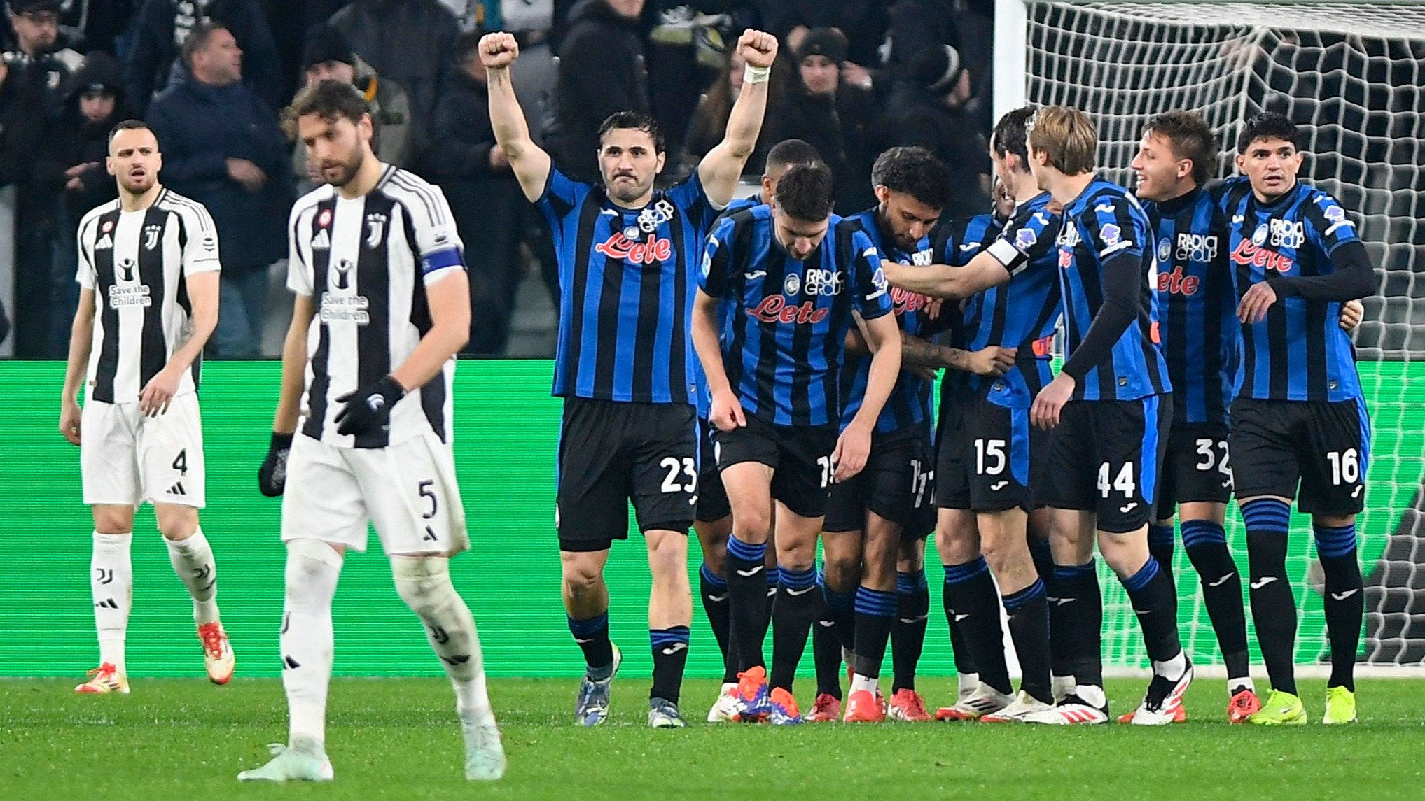 Juventus corrigée par l’Atalanta- Naples relance la course au titre