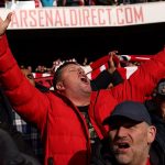 La maman célèbre du chanteur de l-hymne d-Arsenal dévoilée