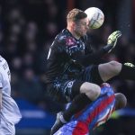 Liam Roberts exclu - soutien des fans de Millwall lors du match