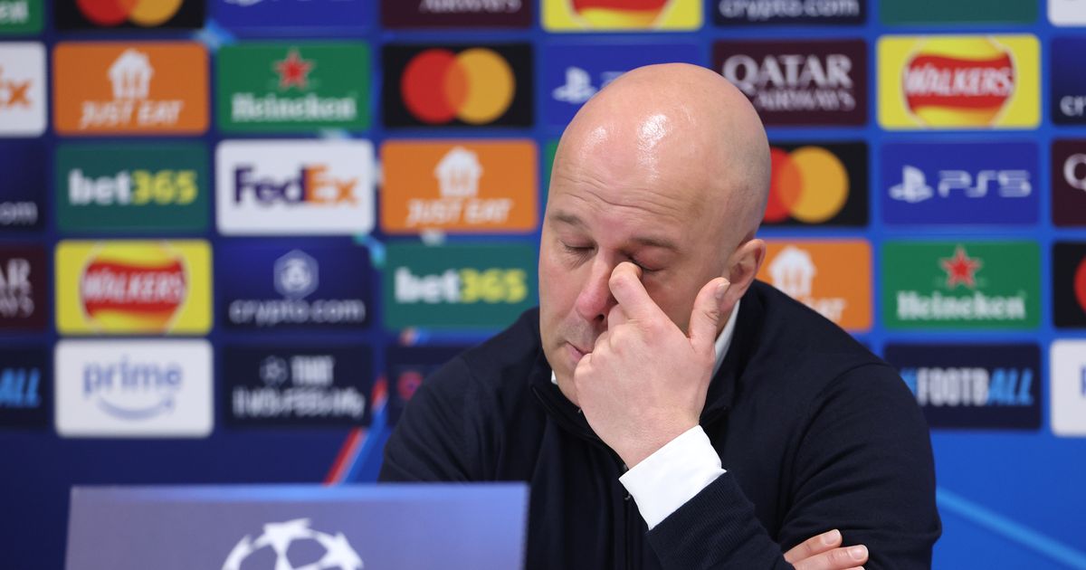 Liverpool - Arne Slot évoque l-avenir de ses stars après PSG