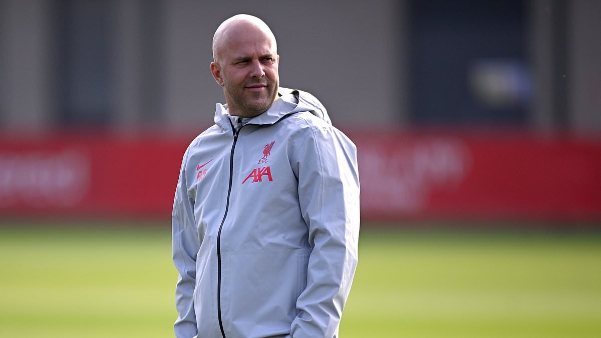 Liverpool - Arne Slot proche de l-immortalité face au PSG