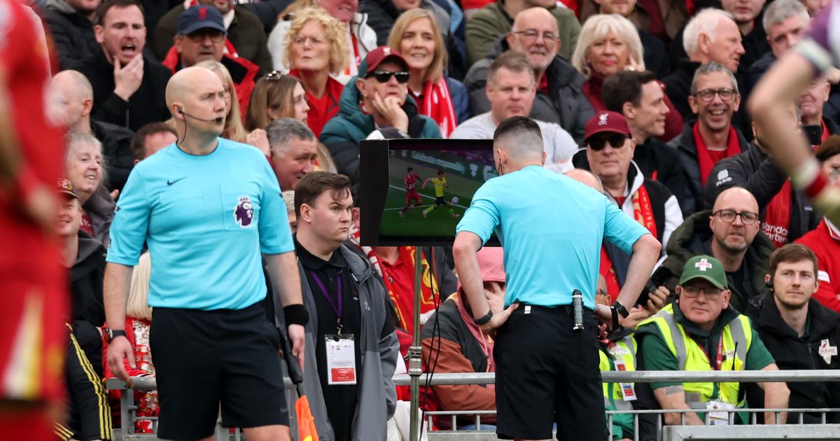 Liverpool s-impose contre Southampton grâce à un penalty contesté