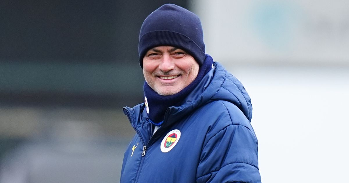 Mourinho s-amuse après l-échec de Tottenham en scouting