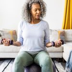 Musculation - le sport qui améliore le sommeil des seniors