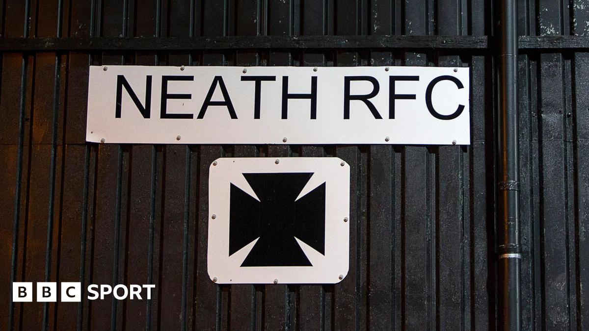 Neath RFC - Matty Young s-excuse après un post controversé