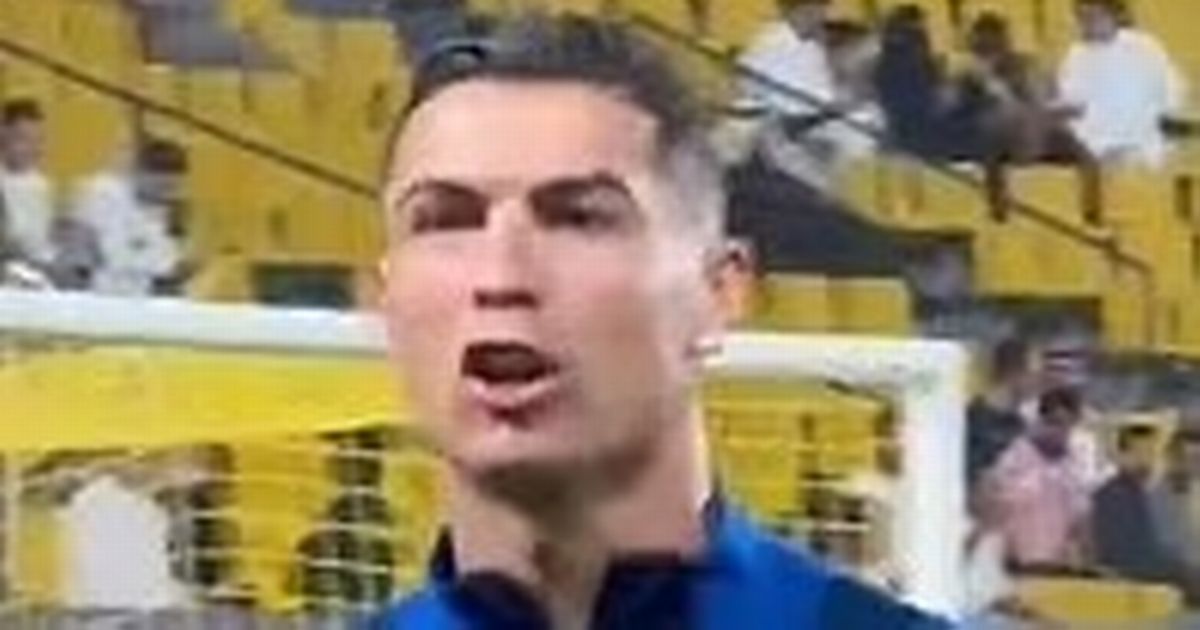 Ronaldo taquine un sosie avant le match Al Nassr-Al Shabab