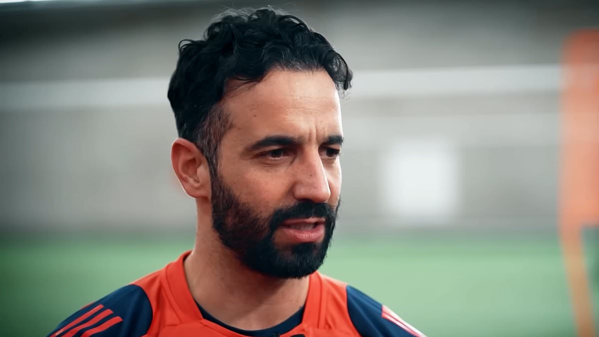 Ruben Amorim - Les supporters de Man United lui font des compliments