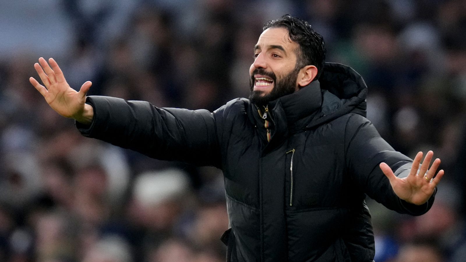 Ruben Amorim - une vision claire pour Manchester United malgré les licenciements