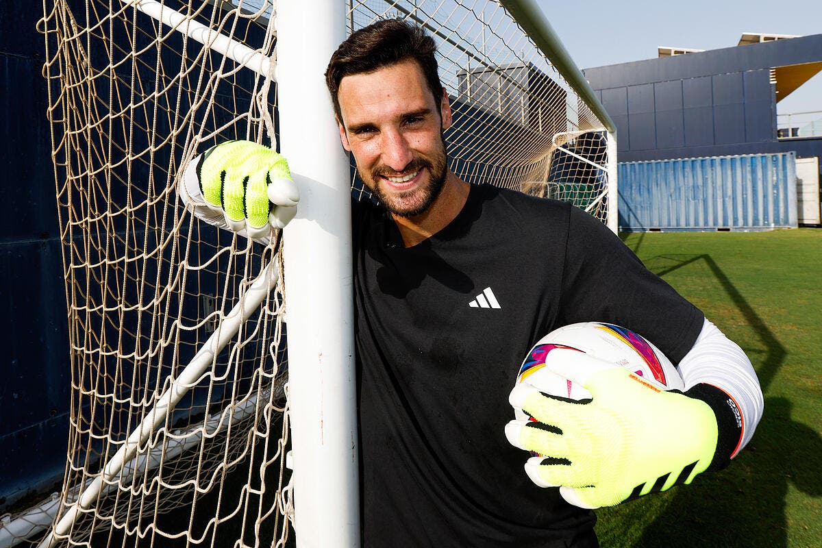 Sergio Rico rêve d-un retour au FC Séville après le PSG