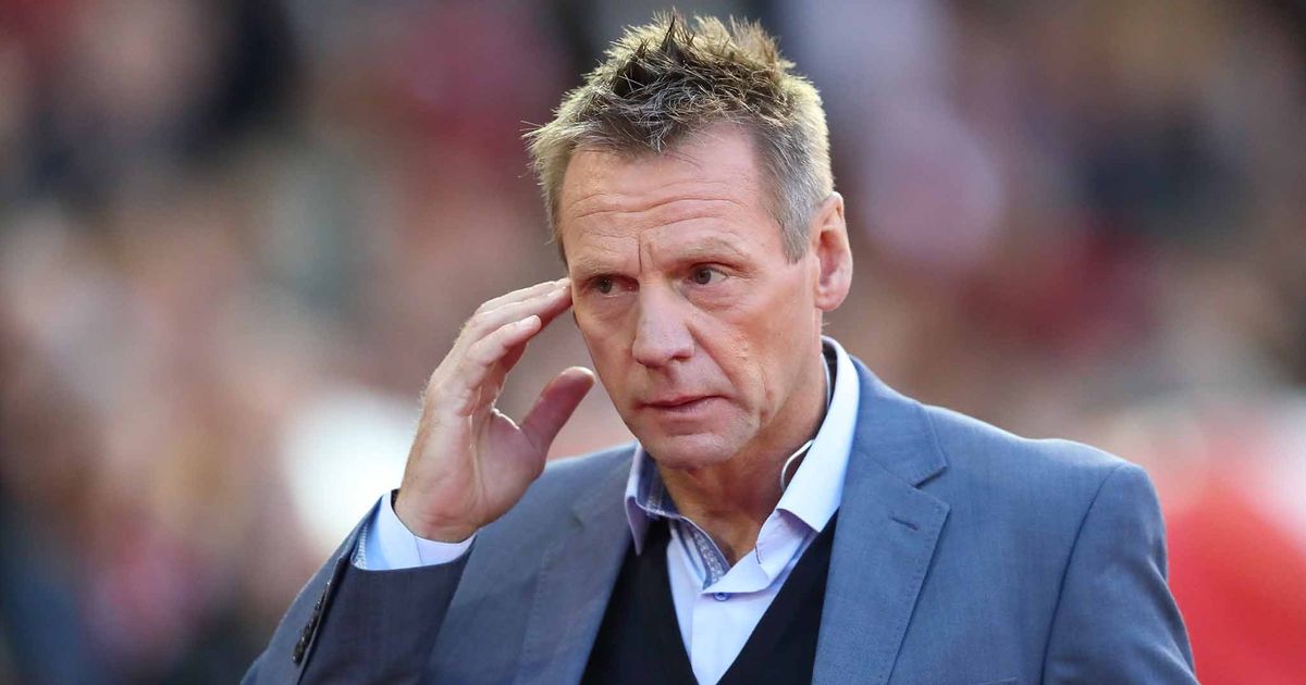 Stuart Pearce sort de l-hôpital après une alerte santé en vol