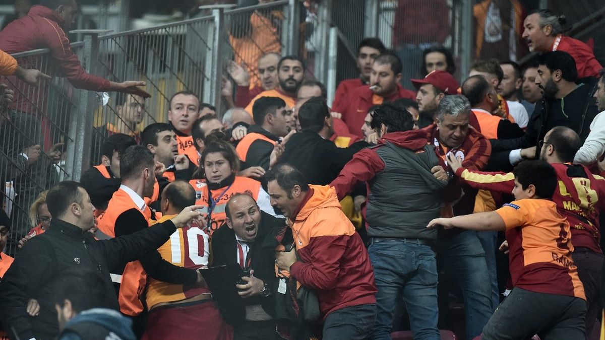 Violence dans le football turc - un sport gangrené par la politisation