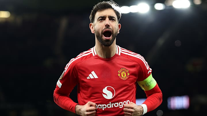 Bruno Fernandes a de nouveau été le meilleur joueur de Manchester United cette saison Bruno Fernandes avec Manchester United
