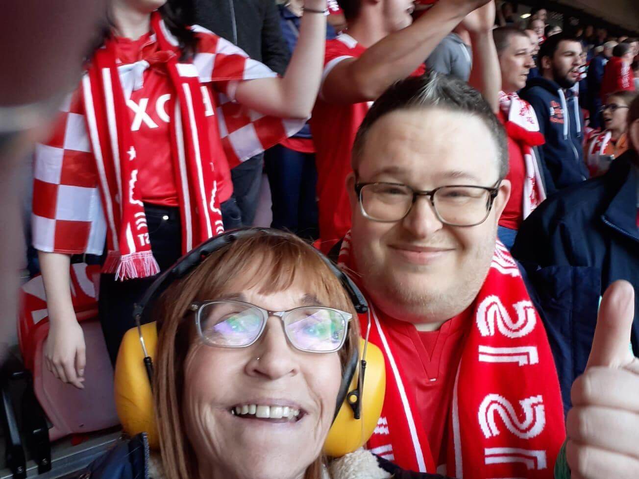 Supporters handicapés dans un stade