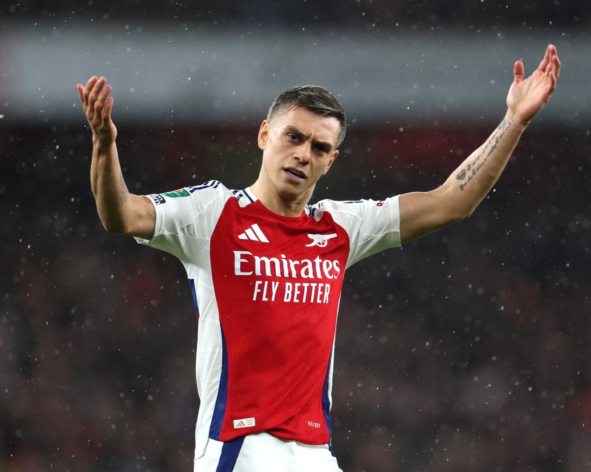 Leandro Trossard en action pour Arsenal