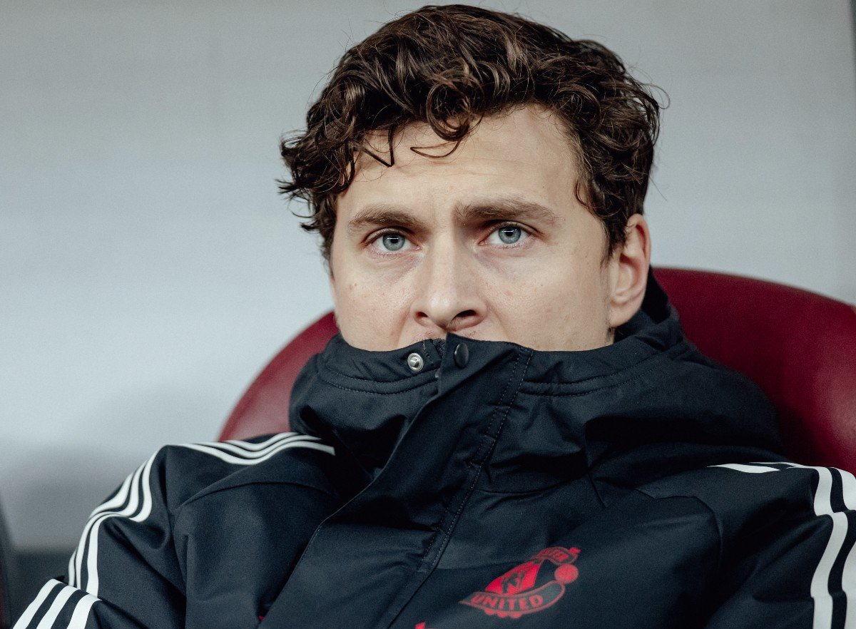 Victor Lindelof sur le banc de Manchester United