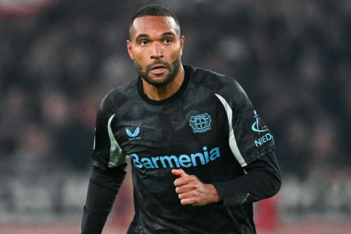 Jonathan Tah avec le Bayer Leverkusen