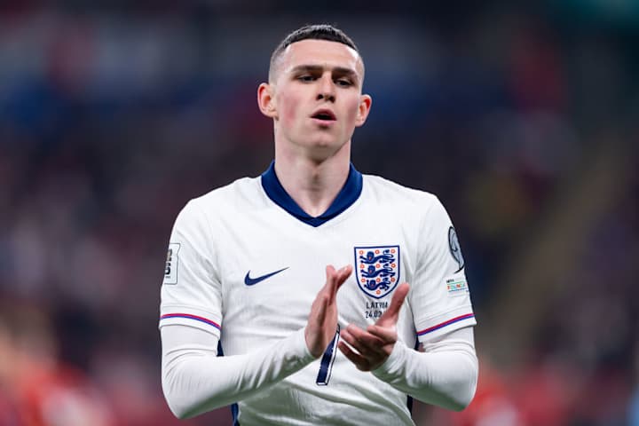 Phil Foden a lutté dans un rôle d'ailier