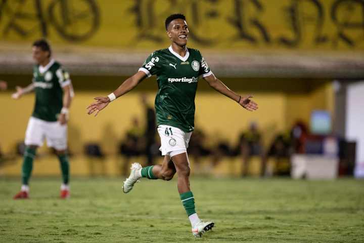 Estevao reste avec Palmeiras pour le Mondial des Clubs