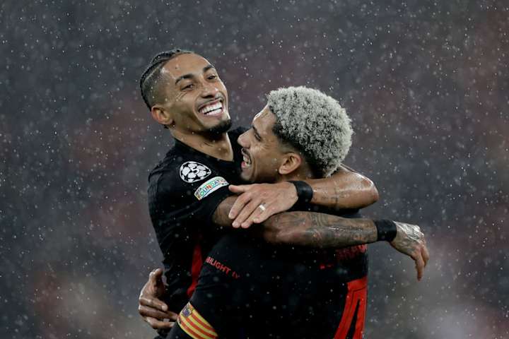 Raphinha, Ronald Araujo