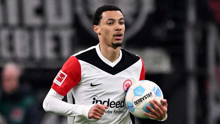 Hugo Ekitike est un attaquant recherché