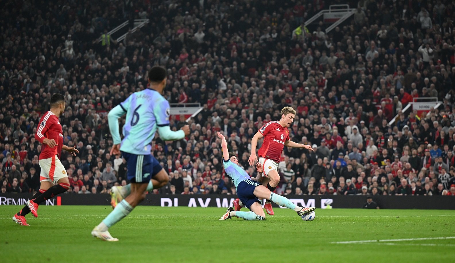 Manchester United striker Rasmus Hojlund