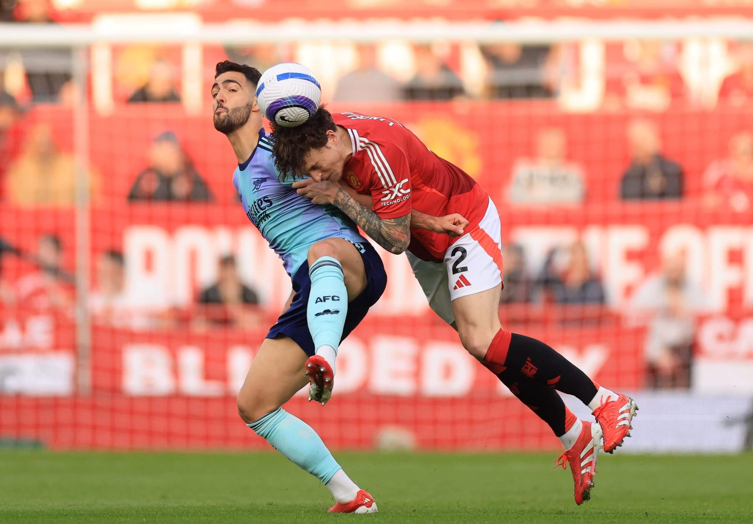 Mikel Merino en action contre Manchester United