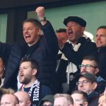 Alan Shearer célèbre la victoire de Newcastle en finale de Coupe