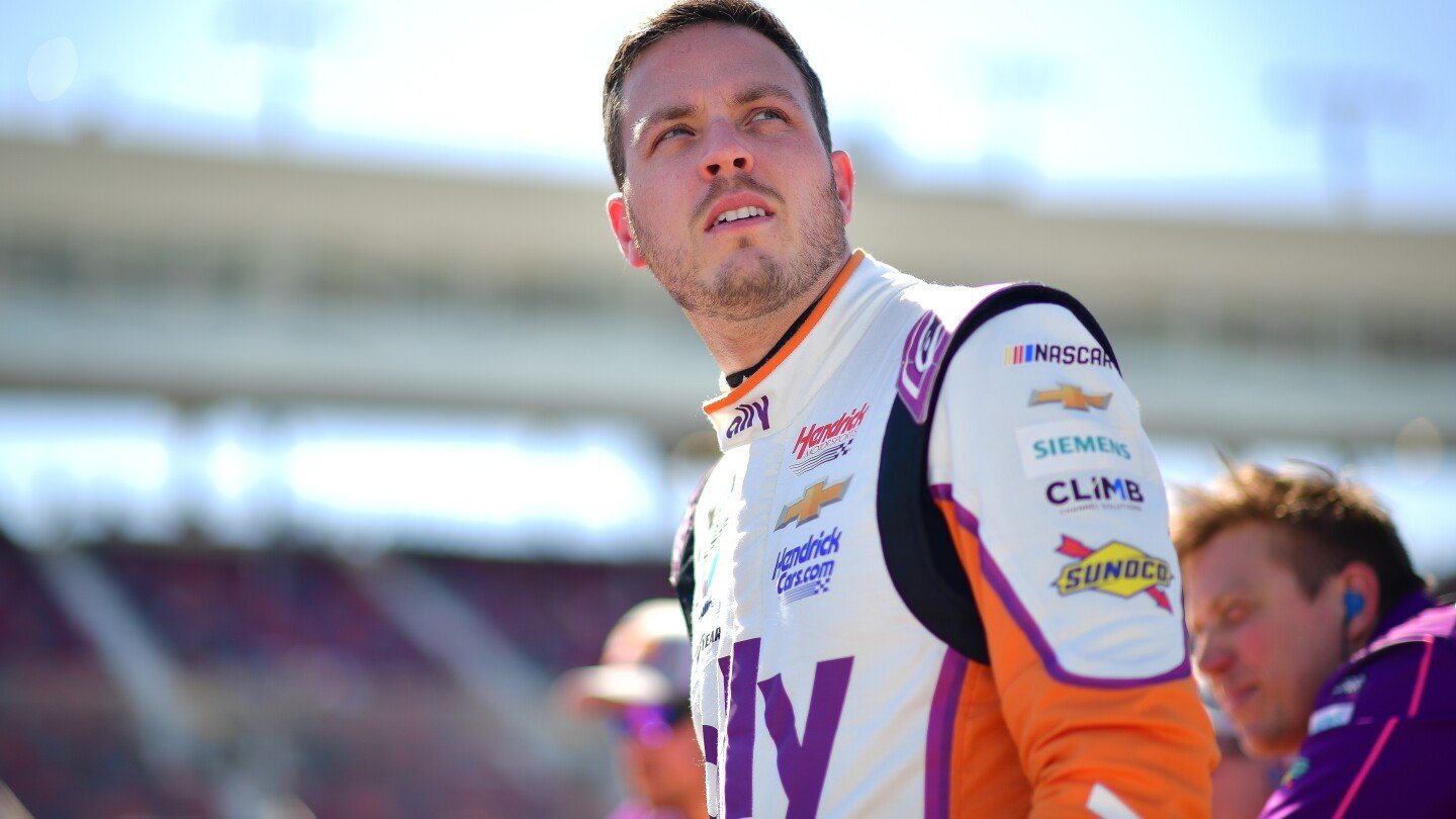 Alex Bowman brille à Homestead et se rapproche du titre