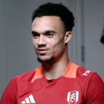 Antonee Robinson écarte les rumeurs de transfert vers Liverpool