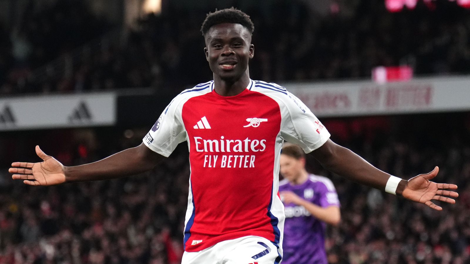 Arsenal bat Fulham 2-1- Saka de retour mais Gabriel blessé