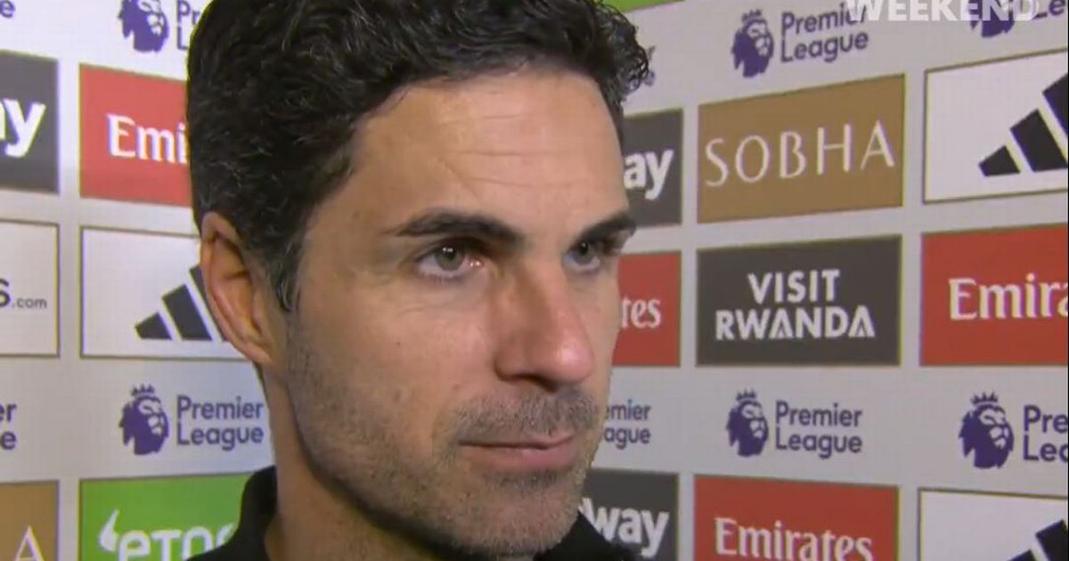 Arteta s-amuse après la victoire d-Arsenal contre Chelsea