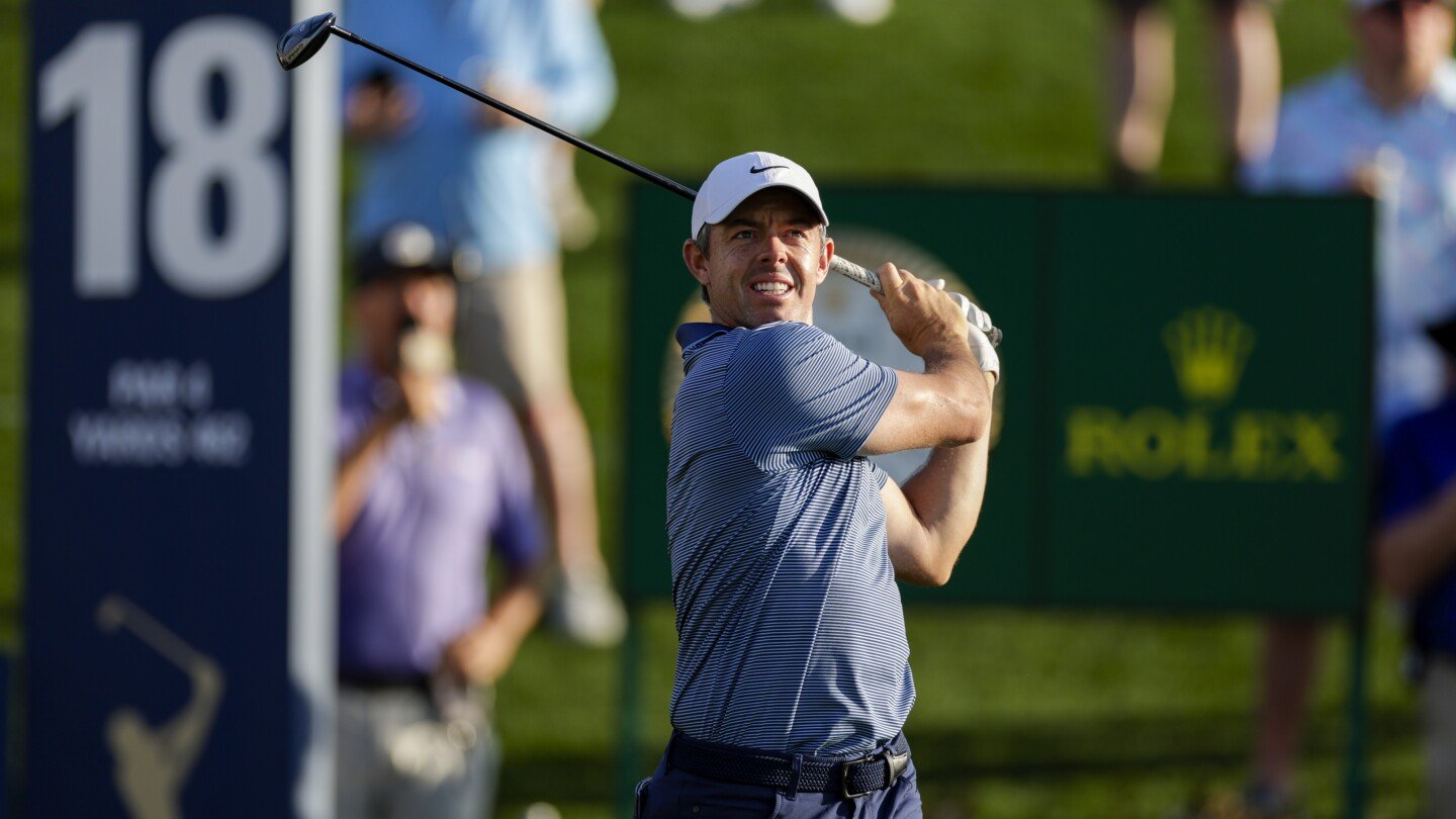 Camilo Villegas co-leader au Players Championship avec Lucas Glover