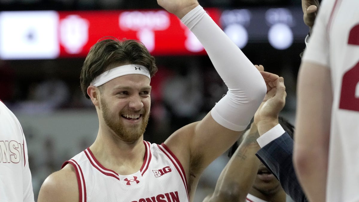 Carter Gilmore fait ses adieux émouvants au basket de Wisconsin