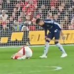 Casemiro en colère après l-incident avec Ryan Yates