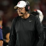 Comportement Inacceptable de Troy Taylor à Stanford - Enquête Révélée