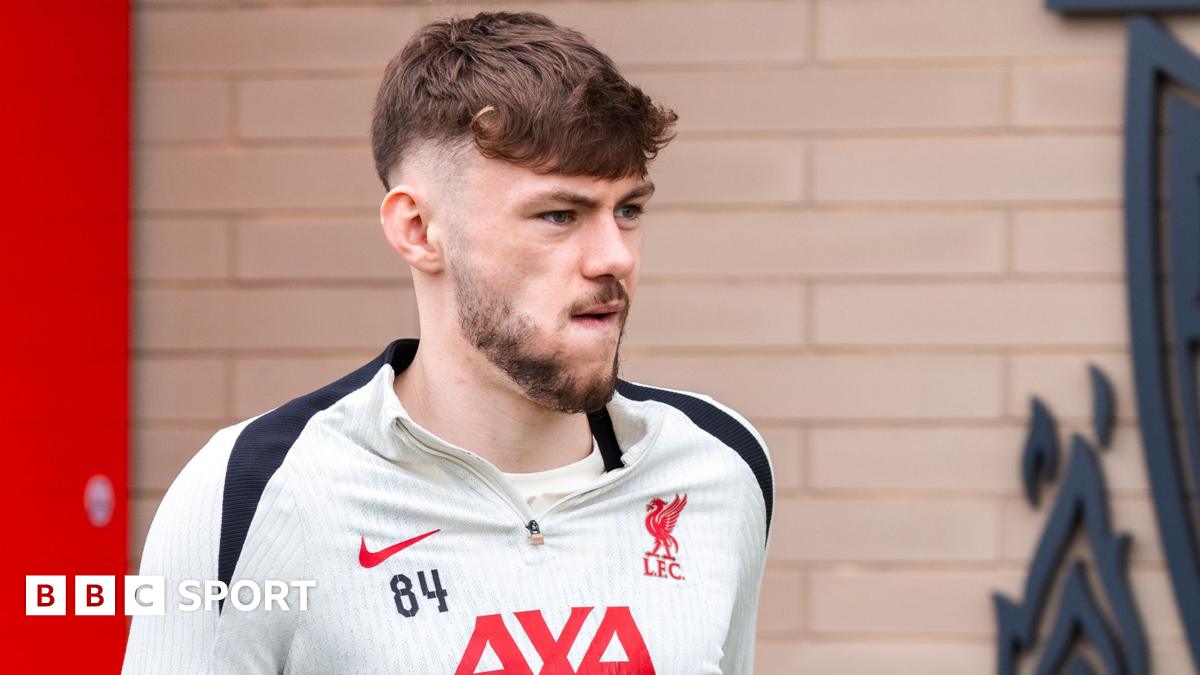 Conor Bradley pourrait jouer lors du derby Liverpool-Everton
